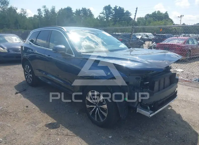 2023 Volvo XC60 photo