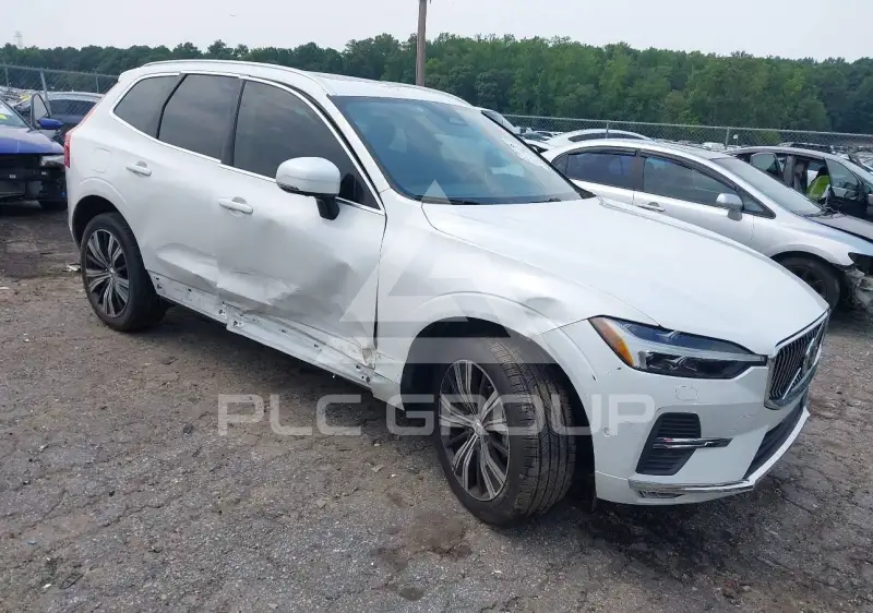 2023 Volvo XC60 фото