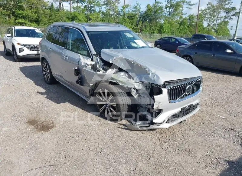 2023 Volvo XC90 фото