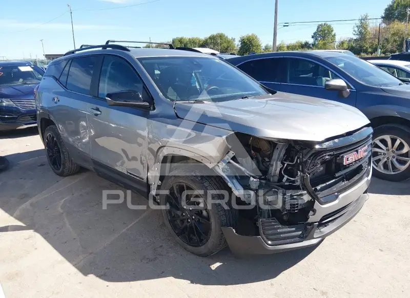 2023 GMC TERRAIN photo