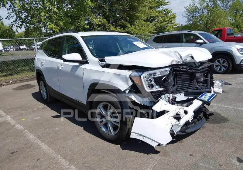 2023 GMC TERRAIN photo