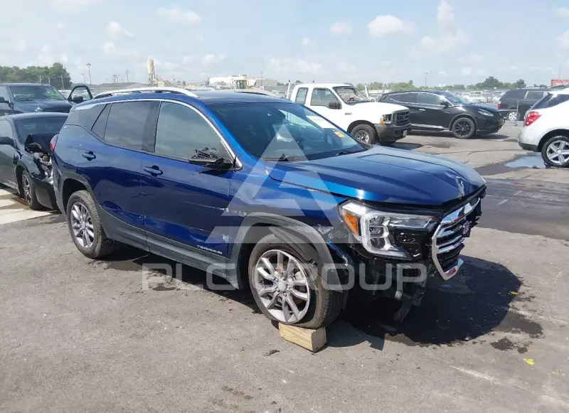2023 GMC TERRAIN photo