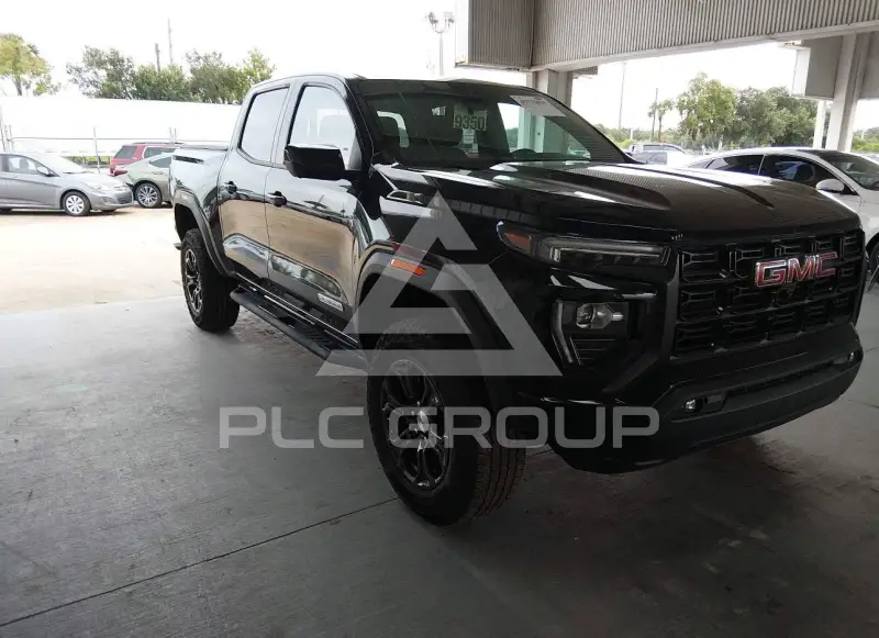 2023 GMC CANYON photo