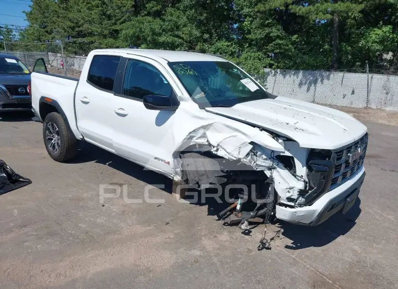 2023 GMC CANYON фото