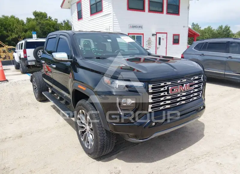 2023 GMC CANYON фото