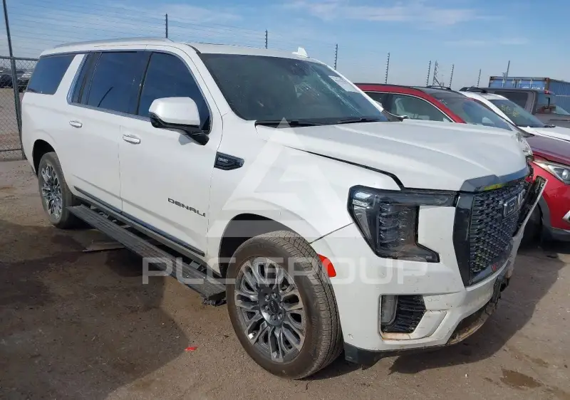 2023 GMC YUKON фото