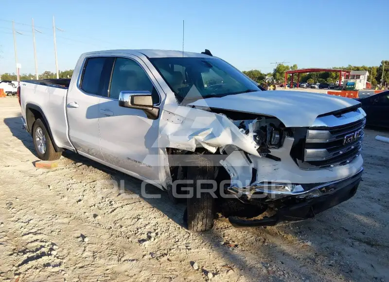 2023 GMC Sierra фото