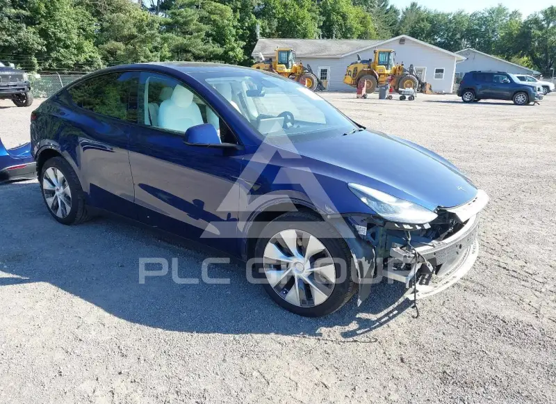 2023 Tesla Model Y фото