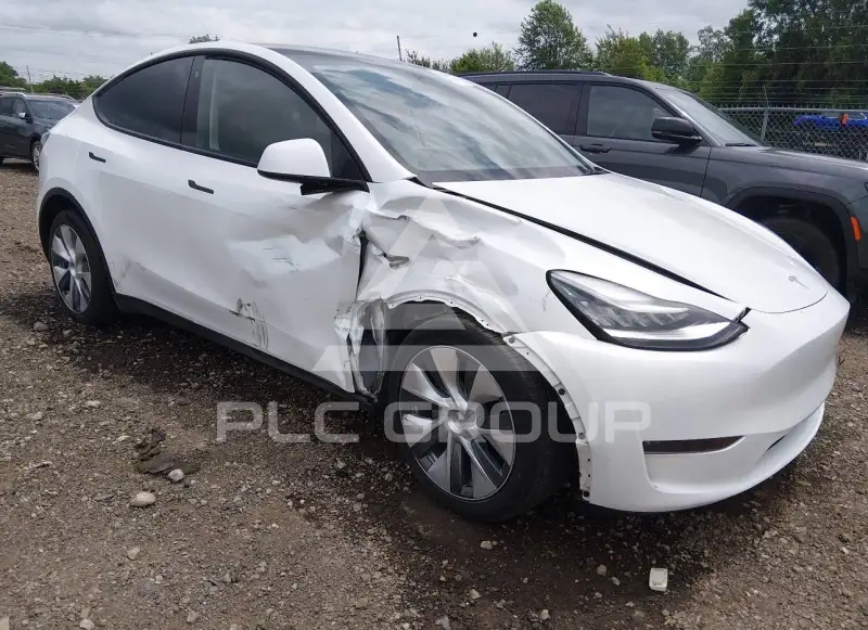2023 Tesla Model Y фото
