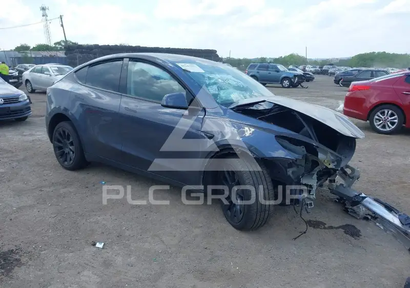 2023 Tesla Model Y photo