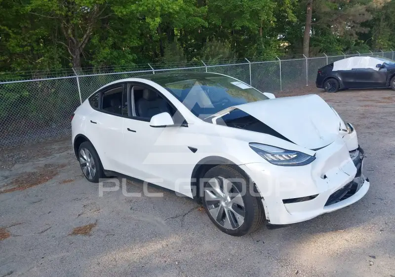 2023 Tesla Model Y фото