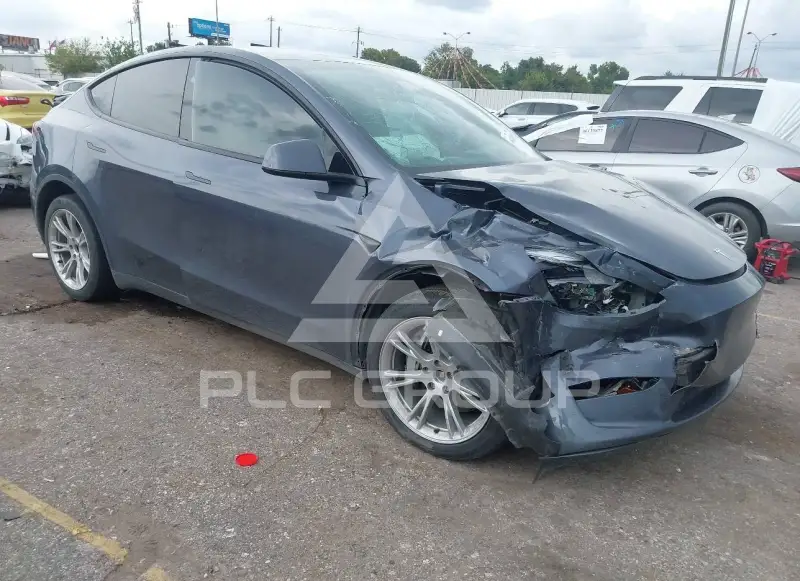 2023 Tesla Model Y фото