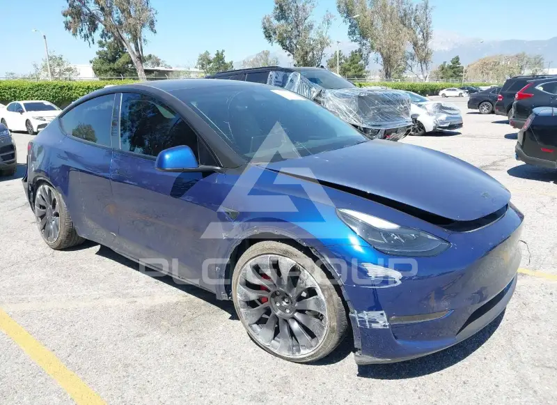 2023 Tesla Model Y VIN: 7SAYGDEF7PF826068 из США - PLC Group