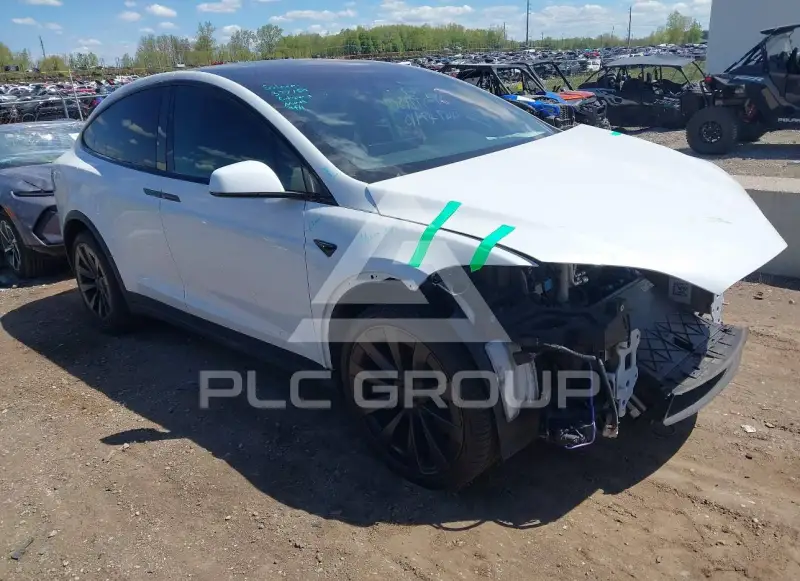 2023 Tesla Model X фото