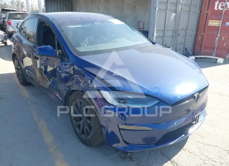 2023 Tesla Model X фото
