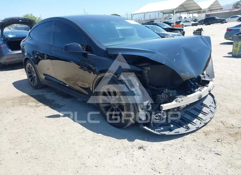 2023 Tesla Model X фото