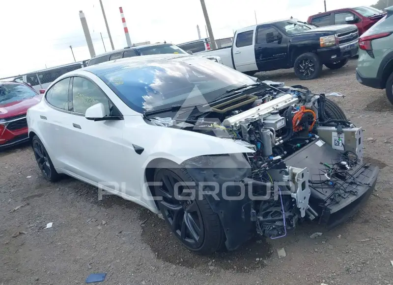 2023 Tesla Model S фото