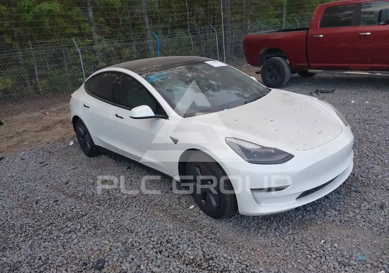 2023 Tesla Model 3 фото
