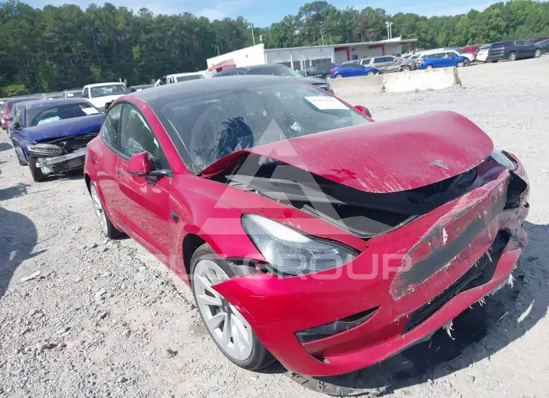 2023 Tesla Model 3 фото