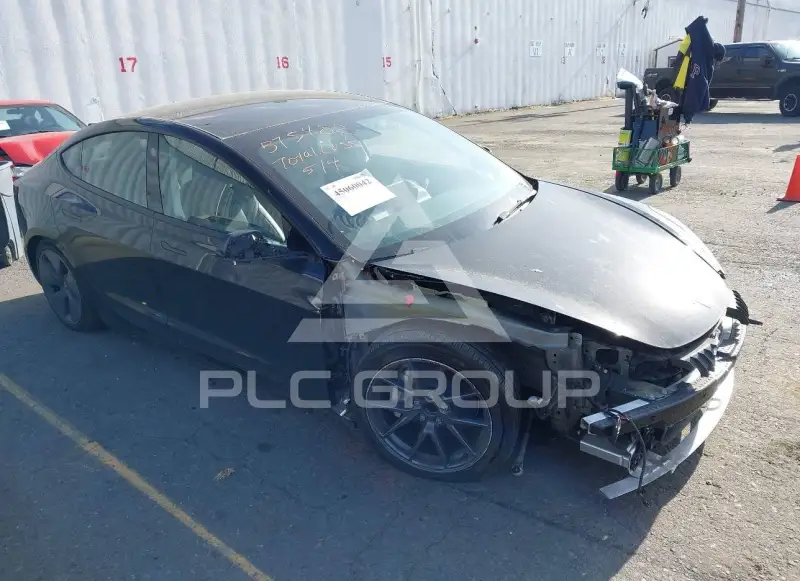 2023 Tesla Model 3 фото