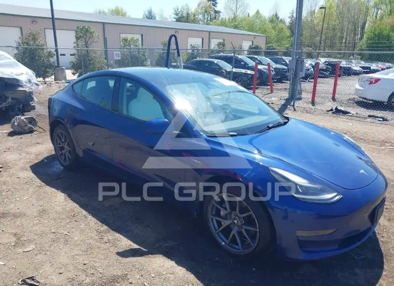 2023 Tesla Model 3 фото