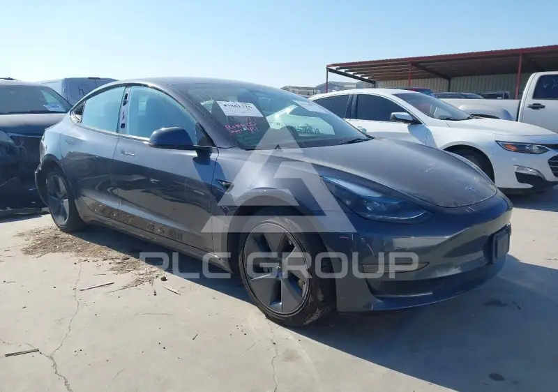 2023 Tesla Model 3 фото