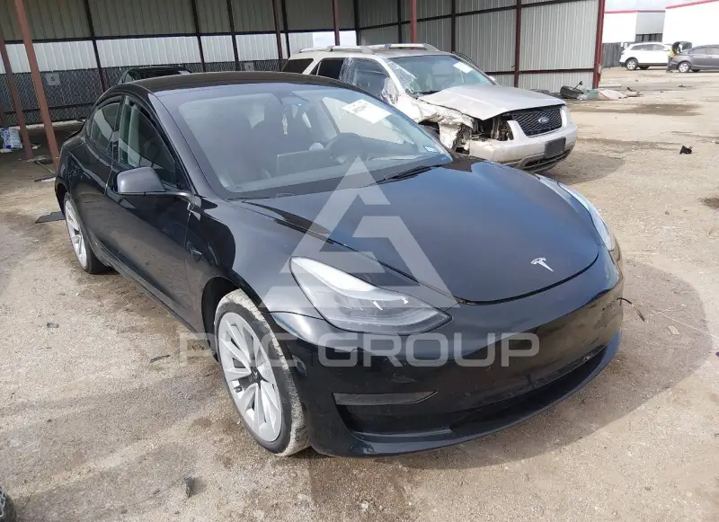 2023 Tesla Model 3 фото