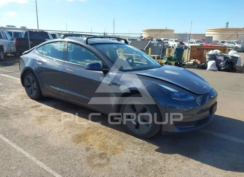 2023 Tesla Model 3 фото