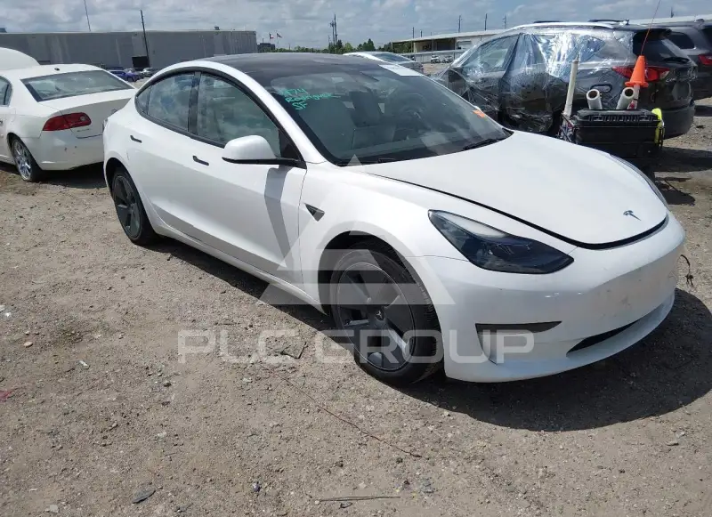 2023 Tesla Model 3 фото