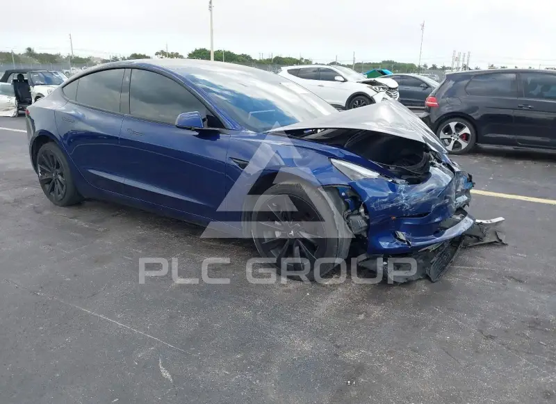2023 Tesla Model 3 фото