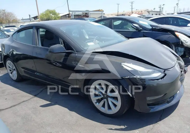 2023 Tesla Model 3 фото