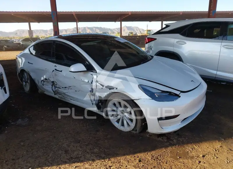 2023 Tesla Model 3 фото