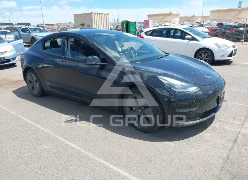 2023 Tesla Model 3 фото