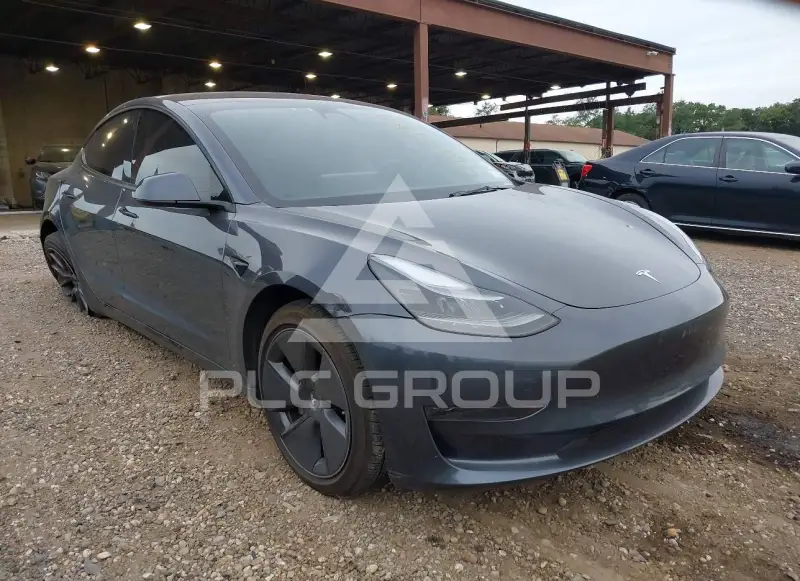 2023 Tesla Model 3 фото