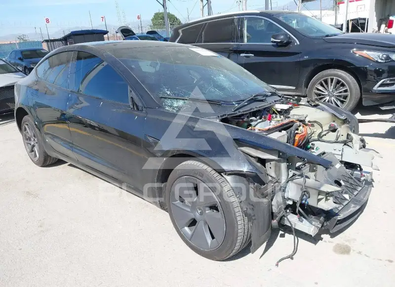 2023 Tesla Model 3 фото