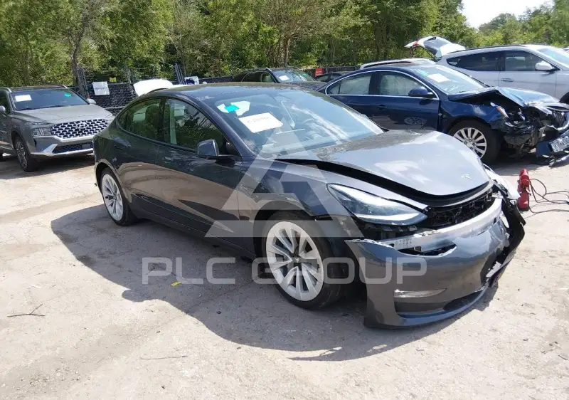 2023 Tesla Model 3 фото
