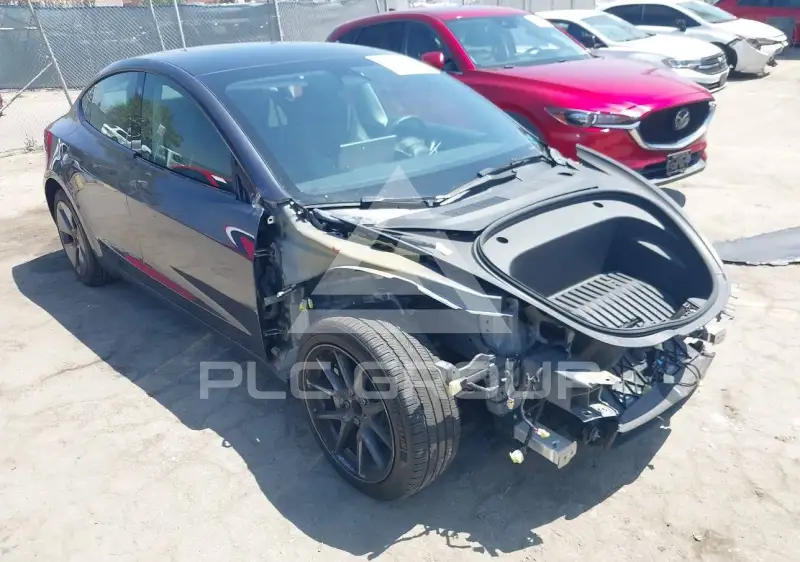 2023 Tesla Model 3 фото
