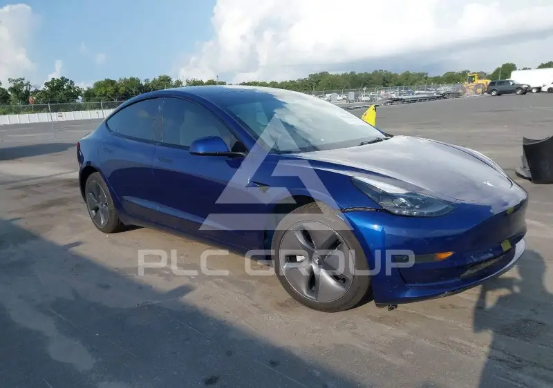 2023 Tesla Model 3 фото
