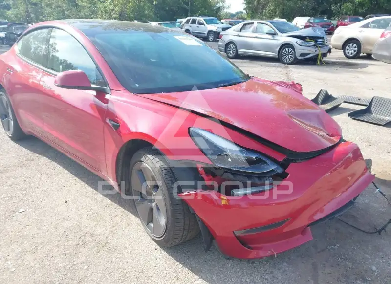 2023 Tesla Model 3 фото