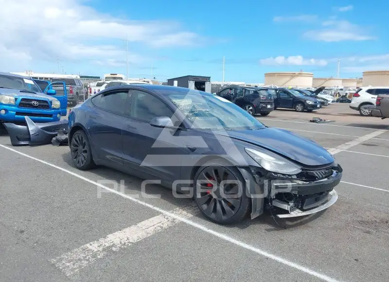 2023 Tesla Model 3 фото