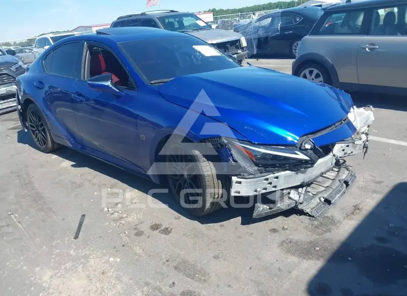2023 Lexus IS photo
