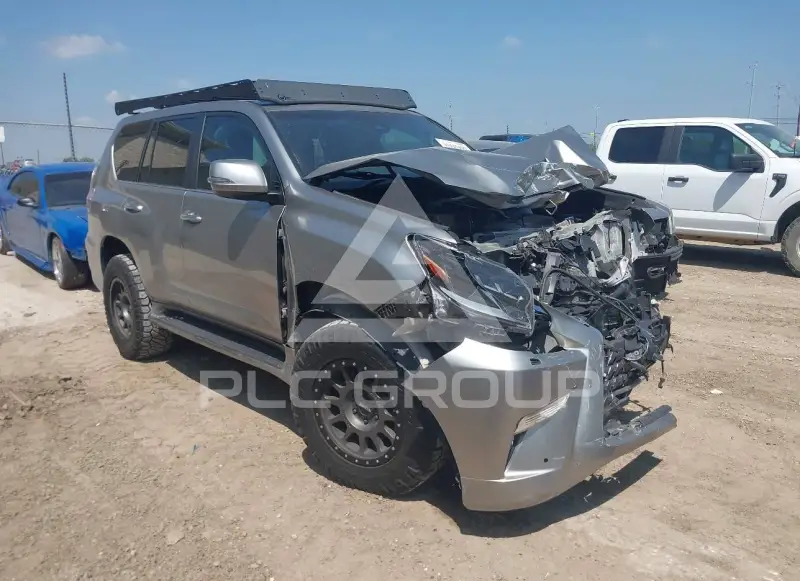 2023 Lexus GX460 photo