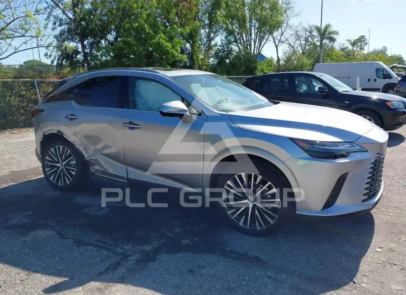 2023 Lexus RX350 фото