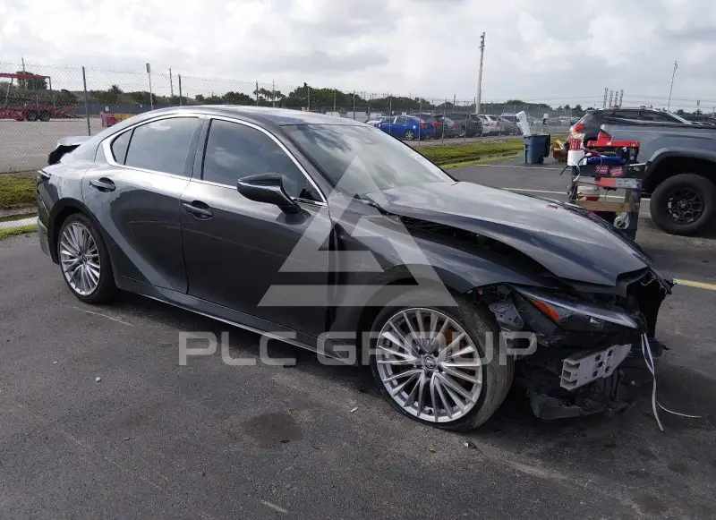 2023 Lexus IS300 photo