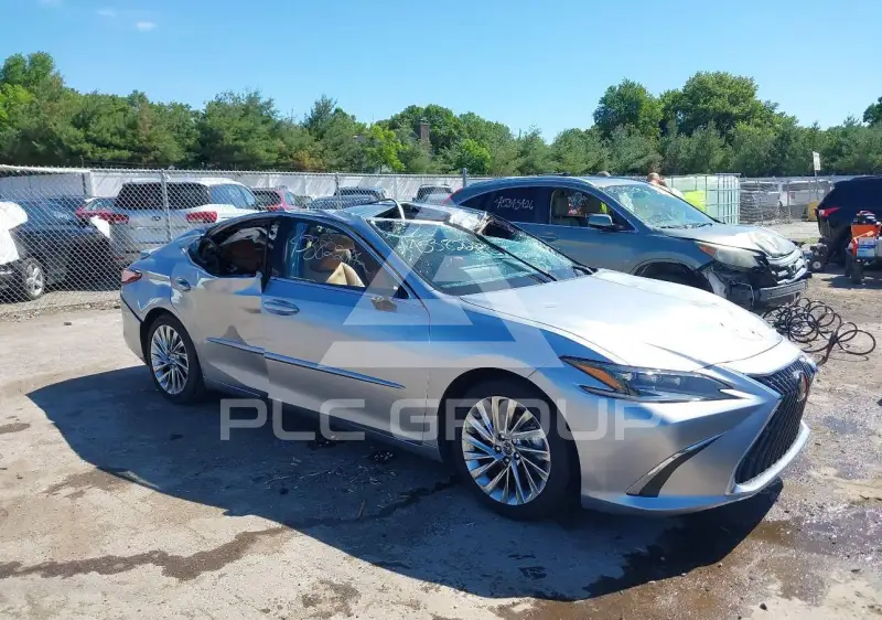 2023 Lexus ES300 фото