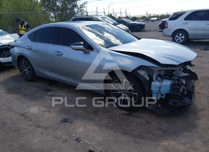 2023 Lexus ES300 фото