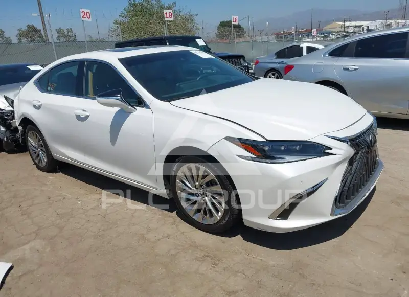 2023 Lexus ES300 фото