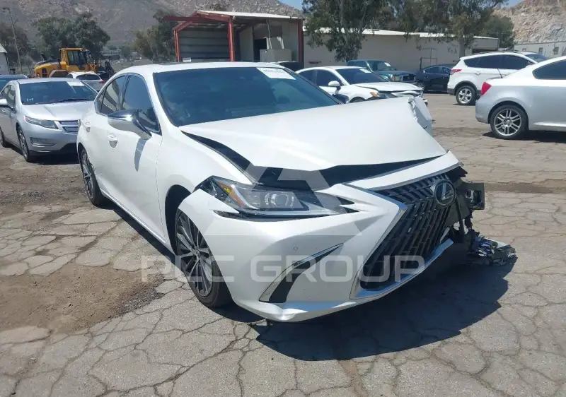 2023 Lexus ES300 фото