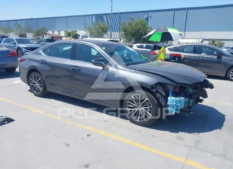 2023 Lexus ES300 photo