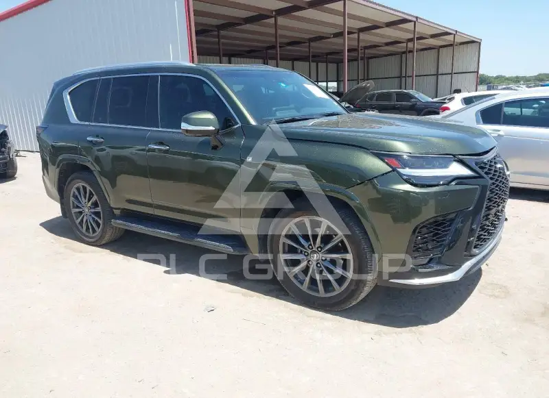2023 Lexus LX600 photo